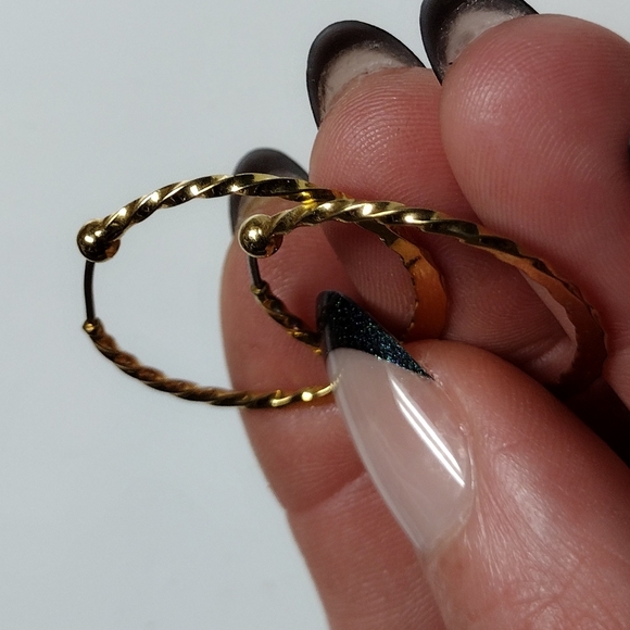 14kt gold plated twisted hoop earrings - Picture 2 of 3